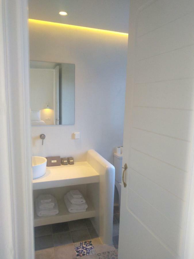 Sol-Mate Suites Иа Екстериор снимка