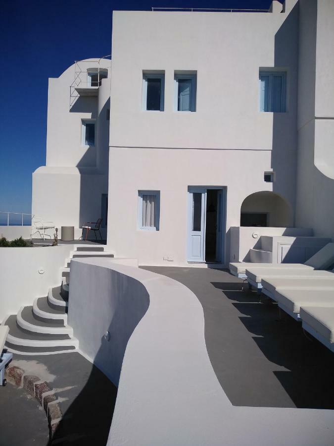 Sol-Mate Suites Иа Екстериор снимка