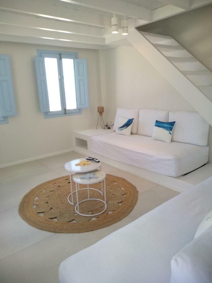 Sol-Mate Suites Иа Екстериор снимка